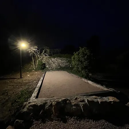 Le Mazet Des Amandiers 4 Etoiles Avec Jacuzzi , Terrain De Petanque Et Velos * Ним